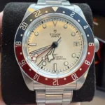 Montre TUDOR Black Bay GMT M79830RB-0010, 41 mm, cadran opalin/blanc, B&P