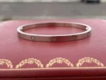 Bracelet Cartier Love en or blanc 18 carats (taille 15) - Image 2