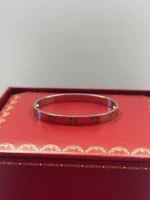 Bracelet Cartier LOVE en or blanc 18 carats, taille 17, coffret complet et certificat - Image 8