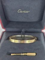 Bracelet Cartier Love en or jaune 18 carats, taille 18, fermoir à vis, neuf, avec boîte et papier - Image 10