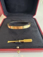 Bracelet Love Cartier en or jaune 18 carats - Image 9