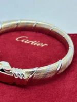 Bracelet Cartier Panthère Cougar Trinity en or jaune, blanc et rose 18 carats, service 2025 - Image 15