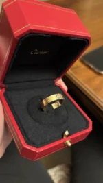 Bague Love classique Cartier avec 3 diamants en or jaune, taille 58 - Image 3