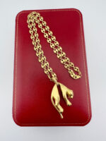 Chaîne en or 750 + pendentif panthère 18 carats style Cartier, 65 g
