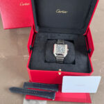 Cartier Santos, Medium, Bleue, Réf. WSSA0063, NEUVE et jamais portée