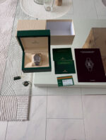 Rolex Oyster Perpetual 39 114300 Rhodium Coffret Complet - Image 2