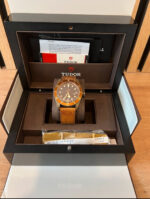Tudor Black Bay Bronze 43 mm - Image 2