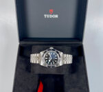 Tudor Black Bay Monochrome| M7941A1A0NU | Ensemble complet | NEUF | 2025 - Image 4