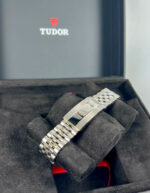 Tudor Black Bay Monochrome| M7941A1A0NU | Ensemble complet | NEUF | 2025 - Image 10