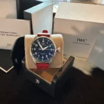 Montre IWC Big Pilot 43 mm avec 2 bracelets OEM, garantie d'usine, ensemble complet - Cadran noir