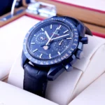 Omega Speedmaster Moonphase Céramique Cadran Bleu Aventurine - 304.93.44.52.03.002 - Image 6