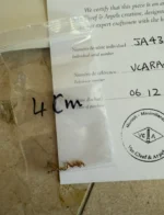 Collier pendentif vintage Alhambra en or jaune 18 carats et diamants Van Cleef & Arpels - Image 3