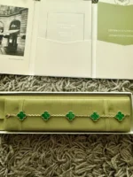 Van Cleef & Arpels Vintage Alhambra Bracelet, 5 motifs 18k YG - Malachite