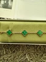 Van Cleef & Arpels Vintage Alhambra Bracelet, 5 motifs 18k YG - Malachite - Image 9