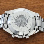 Montre Omega Speedmaster vintage 145.022 - 1983 avec documents de service et extrait d'archives - Image 7