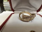 Bague authentique Cartier en or Trinity et diamants, taille 4 1/4, excellent état - Image 11