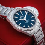 Montre Omega Seamaster Aqua Terra 23110422103003 à cadran bleu Aquaterra 150 m - Image 13